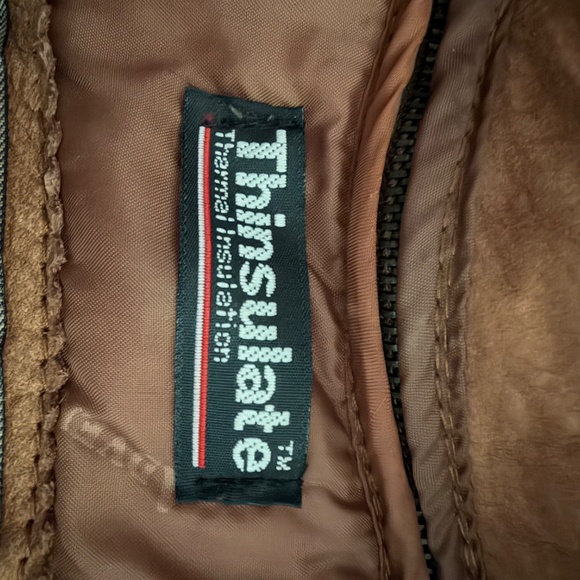 Woman’s leather bomber jacket - Picture 6 of 9